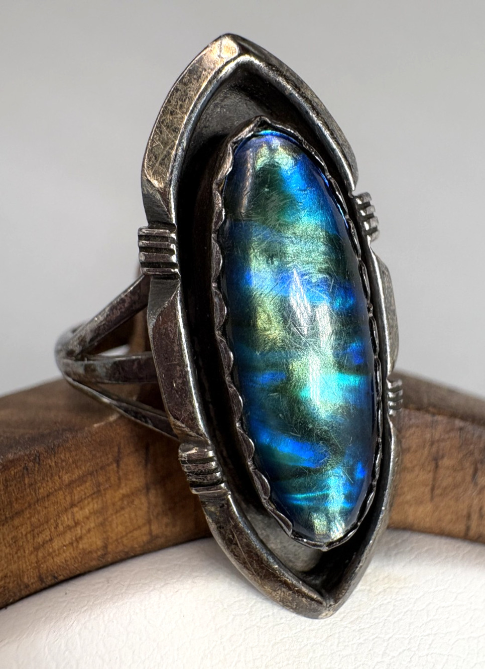 Vintage Southwestern Sterling Silver Dragon's Breath Glass Ring Size 8 Navajo